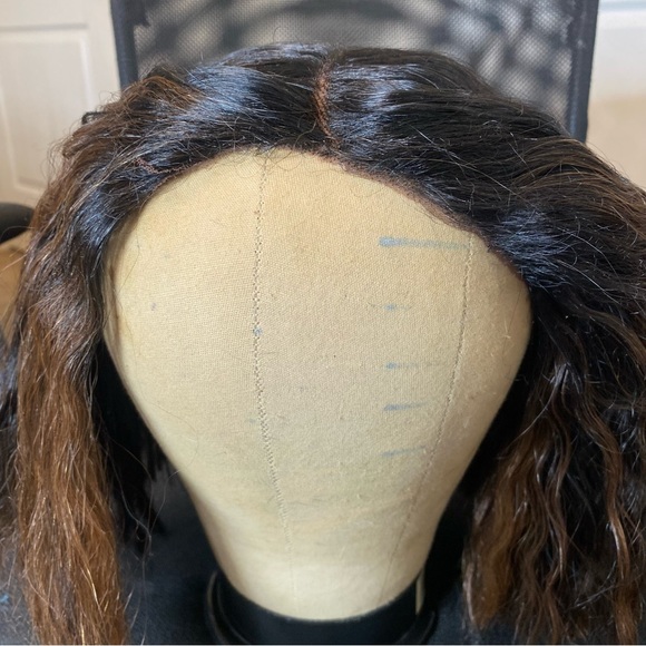 Used Shake n go brown & black bob wig - Picture 8 of 11